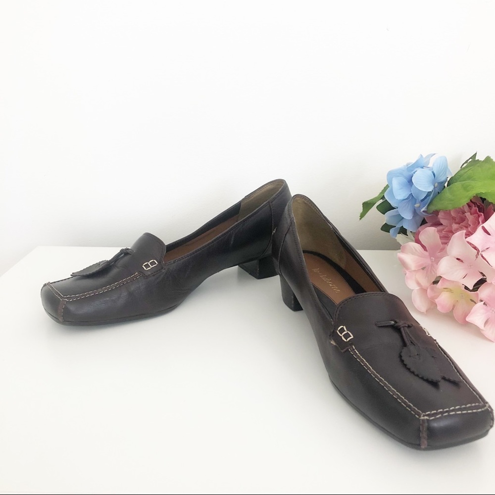 Liz Claiborne Square Toe Freeda Heels Size 8.5